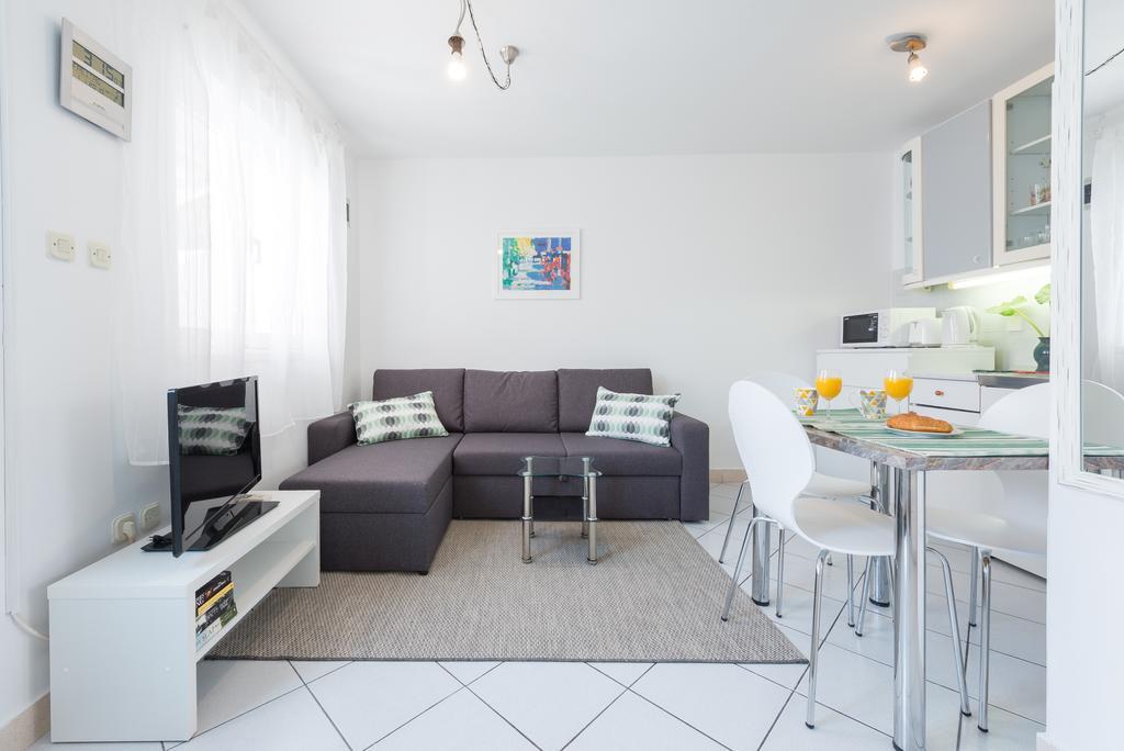 Studio Hajdi Apartment ดูบรอฟนิก ภายนอก รูปภาพ